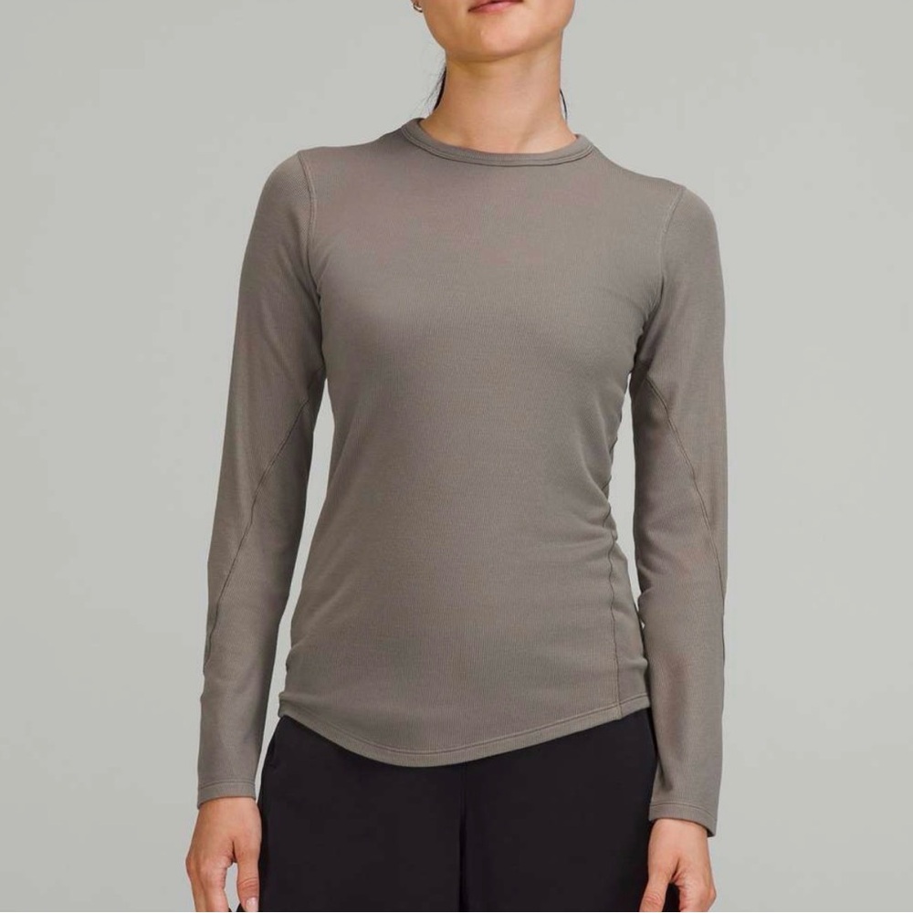 lululemon athletica Women's Long Sleeve Crew in Taupe Gray